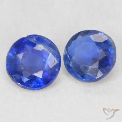 Shop natural 0.49ct ディープブルー カイヤナイト gems, ラウンド, from ネパール at GemSelect. In stock, global shipping!