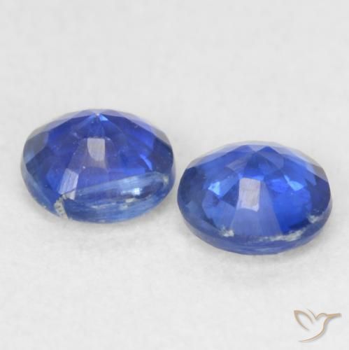 Shop natural 0.49ct ディープブルー カイヤナイト gems, ラウンド, from ネパール at GemSelect. In stock, global shipping!