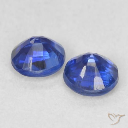 Shop natural 0.47ct ダークブルー カイヤナイト gems, ラウンド, from ネパール at GemSelect. In stock, global shipping!