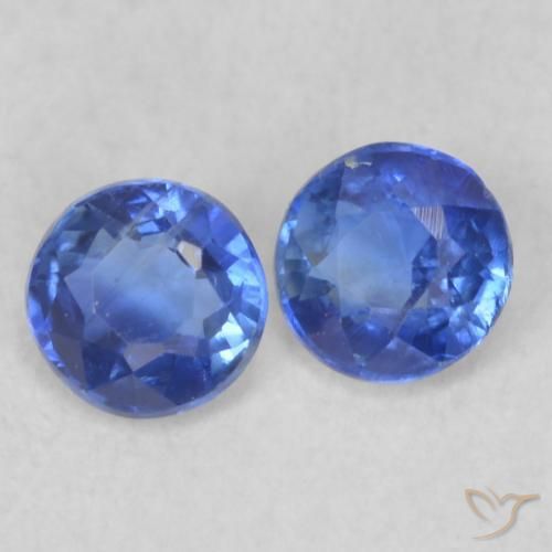 Shop natural 0.47ct 真の青色 カイヤナイト gems, ラウンド, from ネパール at GemSelect. In stock, global shipping!