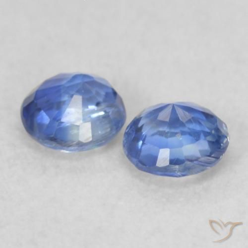 Shop natural 0.47ct 真の青色 カイヤナイト gems, ラウンド, from ネパール at GemSelect. In stock, global shipping!