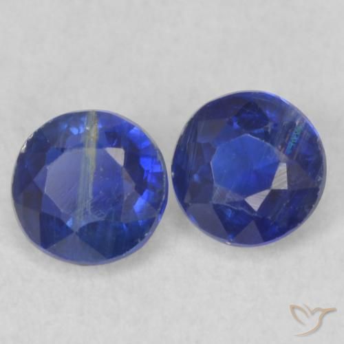 Shop natural 0.57ct ネイビーブルー カイヤナイト gems, ラウンド, from ネパール at GemSelect. In stock, global shipping!