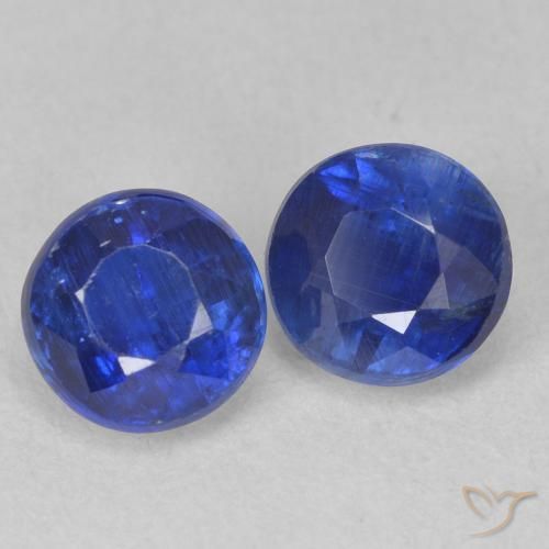 Shop natural 1.62ct ネイビーブルー カイヤナイト gems, ラウンド, from ネパール at GemSelect. In stock, global shipping!