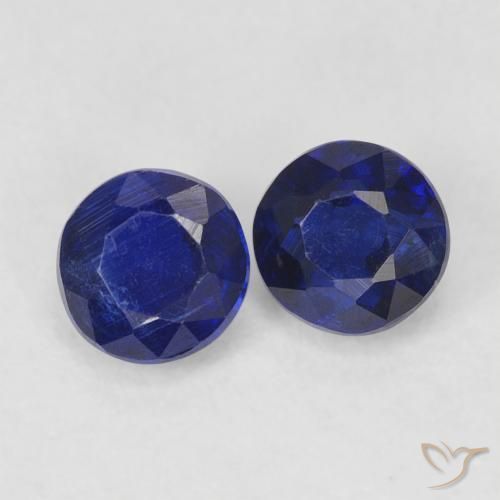 Shop natural 0.86ct ダークブルー カイヤナイト gems, ラウンド, from ネパール at GemSelect. In stock, global shipping!