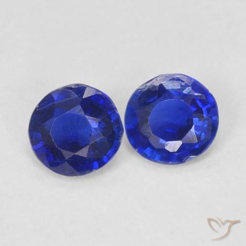 Shop natural 0.52ct ネイビーブルー カイヤナイト gems, ラウンド, from ネパール at GemSelect. In stock, global shipping!