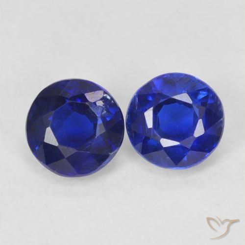 Shop natural 0.86ct ダークブルー カイヤナイト gems, ラウンド, from ネパール at GemSelect. In stock, global shipping!