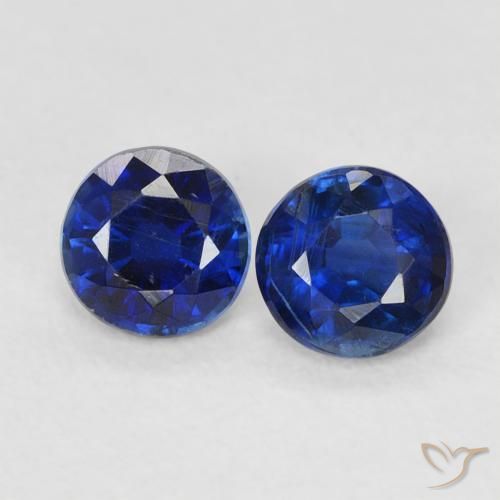 Shop natural 0.69ct ロイヤルブルー カイヤナイト gems, ラウンド, from ネパール at GemSelect. In stock, global shipping!