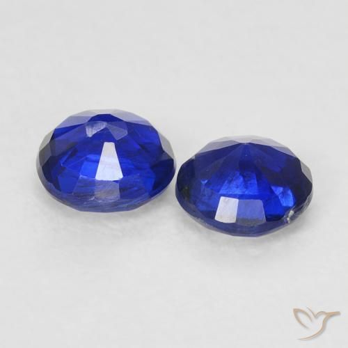 Shop natural 0.78ct ロイヤルブルー カイヤナイト gems, ラウンド, from ネパール at GemSelect. In stock, global shipping!