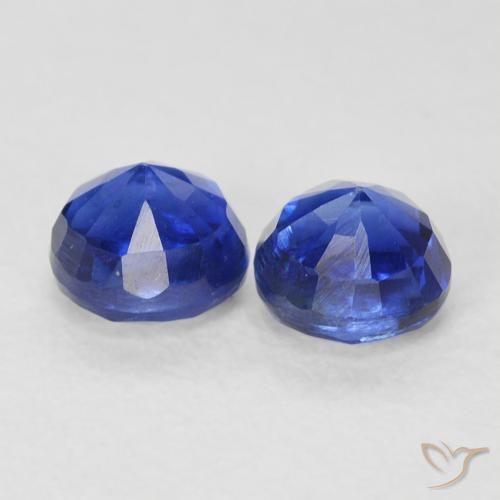 Shop natural 0.98ct ロイヤルブルー カイヤナイト gems, ラウンド, from ネパール at GemSelect. In stock, global shipping!