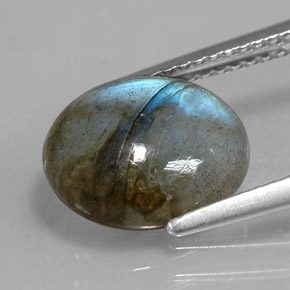 3.28カラットの天然マルチカラーラブラドライト、透明、透明/半透明