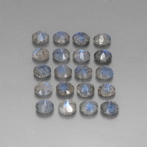 カラットの天然マルチカラーラブラドライト（4.60 mm・透明）