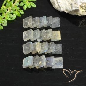 Shop natural 7.48ct マルチカラー ラブラドライト gems, 四角形, from マダガスカル at GemSelect. In stock, global shipping!