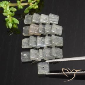 Shop natural 6.78ct マルチカラー ラブラドライト gems, 四角形, from マダガスカル at GemSelect. In stock, global shipping!