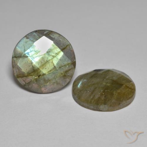 Shop natural 11.65ct マルチカラー ラブラドライト gems, ラウンド, from マダガスカル at GemSelect. In stock, global shipping!