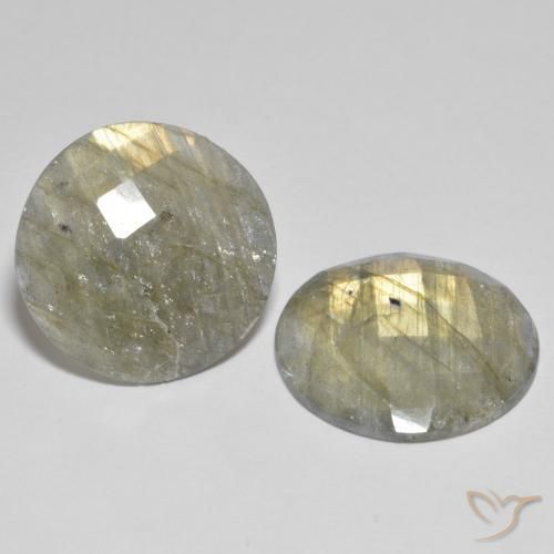 Shop natural 23.17ct マルチカラー ラブラドライト gems, ラウンド, from マダガスカル at GemSelect. In stock, global shipping!