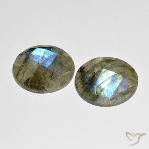 Shop natural 25.78ct マルチカラー ラブラドライト gems, ラウンド, from マダガスカル at GemSelect. In stock, global shipping!