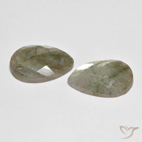 Shop natural 15.18ct マルチカラー ラブラドライト gems, 洋梨の形, from マダガスカル at GemSelect. In stock, global shipping!