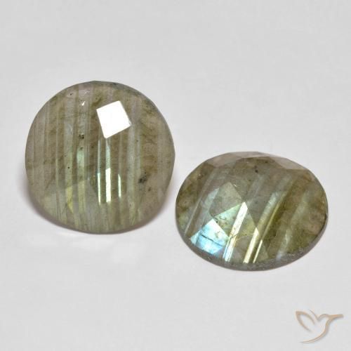 Shop natural 15.21ct マルチカラー ラブラドライト gems, ラウンド, from マダガスカル at GemSelect. In stock, global shipping!