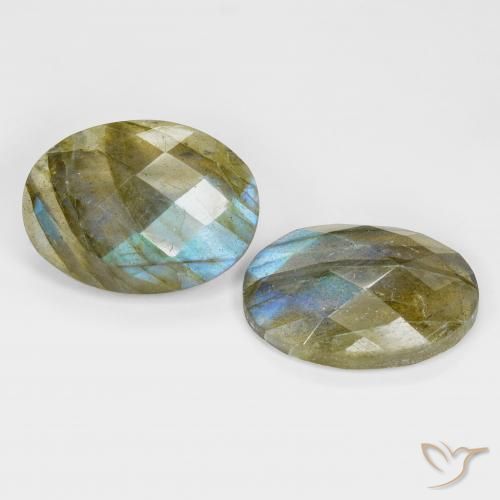 Shop natural 16.81ct マルチカラー ラブラドライト gems, 楕円形, from マダガスカル at GemSelect. In stock, global shipping!