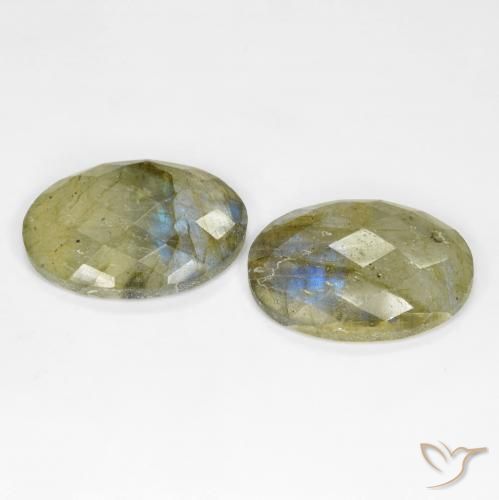 Shop natural 20.44ct マルチカラー ラブラドライト gems, 楕円形, from マダガスカル at GemSelect. In stock, global shipping!