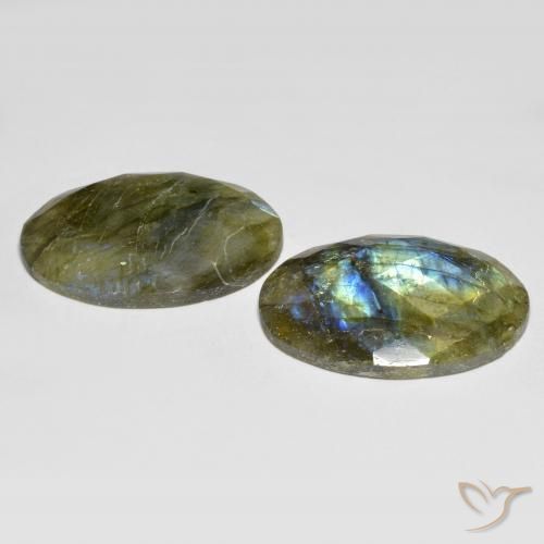 Shop natural 32.34ct マルチカラー ラブラドライト gems, 楕円形, from マダガスカル at GemSelect. In stock, global shipping!
