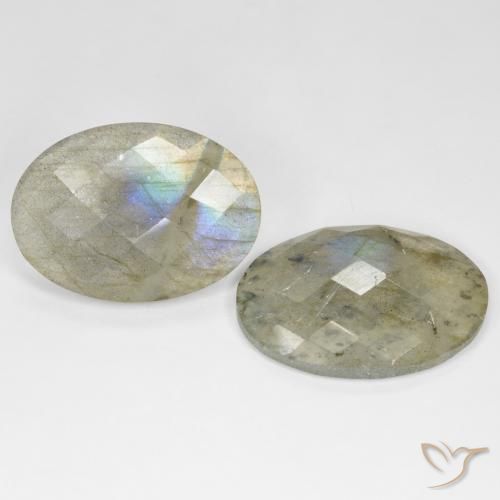 Shop natural 23.01ct マルチカラー ラブラドライト gems, 楕円形, from マダガスカル at GemSelect. In stock, global shipping!