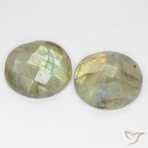 Shop natural 17.63ct マルチカラー ラブラドライト gems, ラウンド, from マダガスカル at GemSelect. In stock, global shipping!