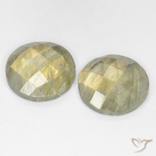 Shop natural 17.72ct マルチカラー ラブラドライト gems, ラウンド, from マダガスカル at GemSelect. In stock, global shipping!