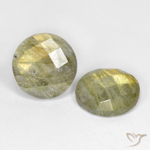 Shop natural 8.10ct マルチカラー ラブラドライト gems, ラウンド, from マダガスカル at GemSelect. In stock, global shipping!