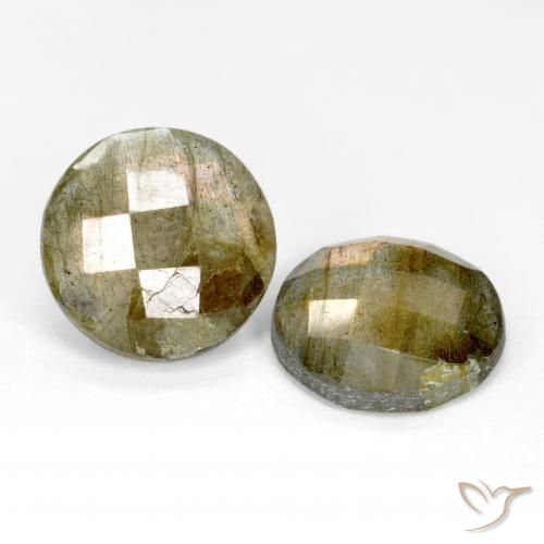 Shop natural 9.29ct マルチカラー ラブラドライト gems, ラウンド, from マダガスカル at GemSelect. In stock, global shipping!
