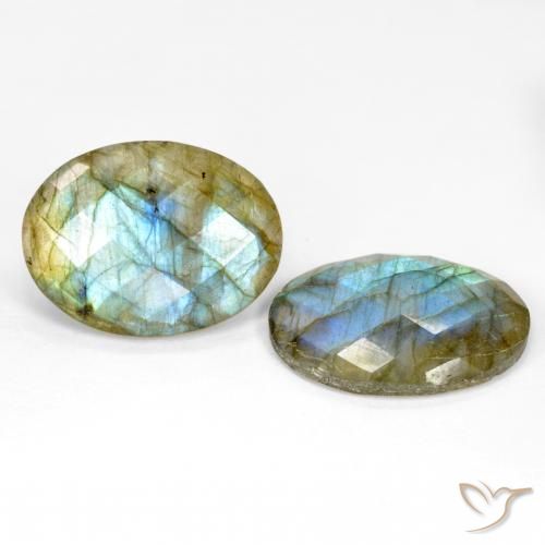 Shop natural 20.09ct マルチカラー ラブラドライト gems, 楕円形, from マダガスカル at GemSelect. In stock, global shipping!