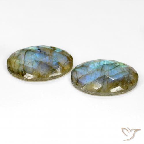 Shop natural 20.09ct マルチカラー ラブラドライト gems, 楕円形, from マダガスカル at GemSelect. In stock, global shipping!