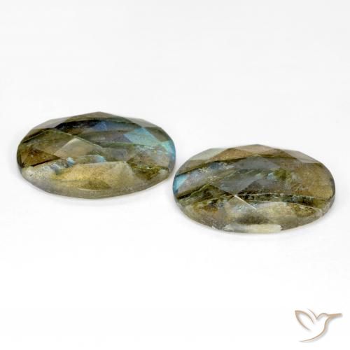 Shop natural 15.88ct マルチカラー ラブラドライト gems, 楕円形, from マダガスカル at GemSelect. In stock, global shipping!
