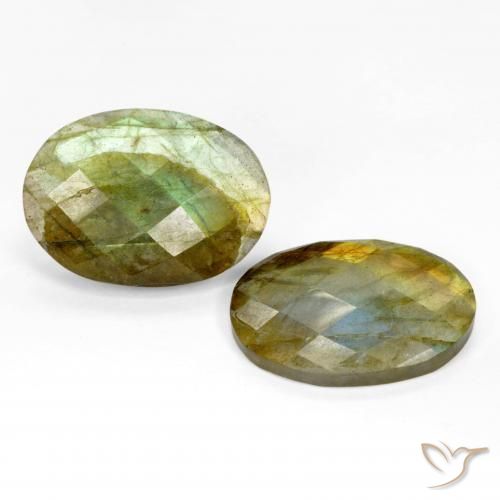 Shop natural 21.18ct マルチカラー ラブラドライト gems, 楕円形, from マダガスカル at GemSelect. In stock, global shipping!