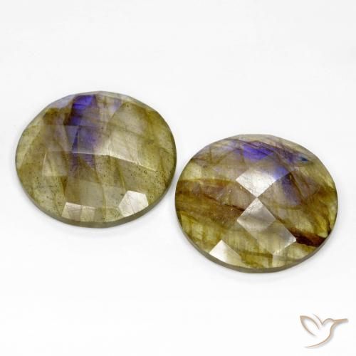 Shop natural 24.86ct マルチカラー ラブラドライト gems, ラウンド, from マダガスカル at GemSelect. In stock, global shipping!