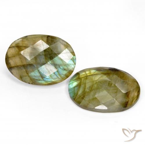 Shop natural 23.76ct マルチカラー ラブラドライト gems, 楕円形, from マダガスカル at GemSelect. In stock, global shipping!