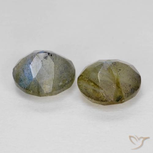 Shop natural 2.48ct マルチカラー ラブラドライト gems, 楕円形, from マダガスカル at GemSelect. In stock, global shipping!