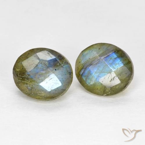 Shop natural 2.39ct マルチカラー ラブラドライト gems, 楕円形, from マダガスカル at GemSelect. In stock, global shipping!