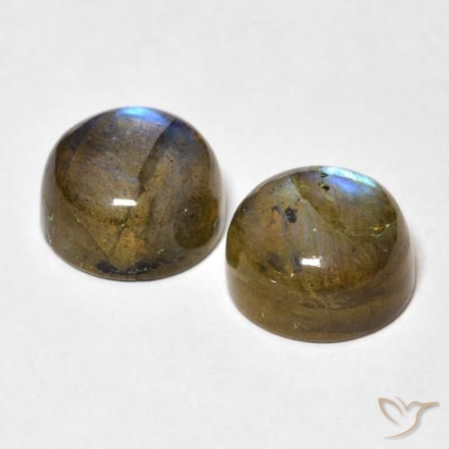 Shop natural 10.15ct マルチカラー ラブラドライト gems, ラウンド, from マダガスカル at GemSelect. In stock, global shipping!
