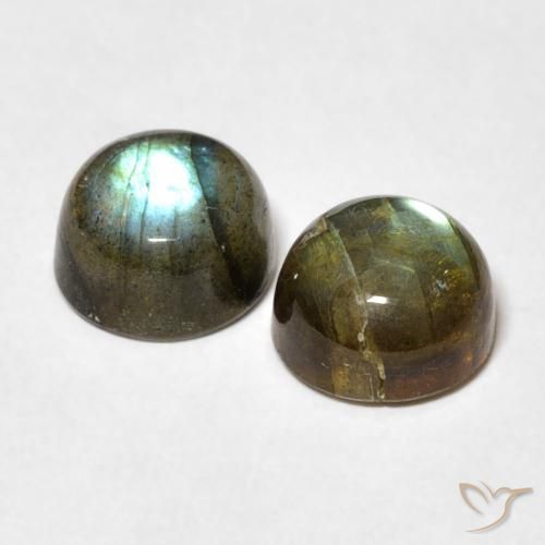 Shop natural 3.66ct マルチカラー ラブラドライト gems, ラウンド, from マダガスカル at GemSelect. In stock, global shipping!