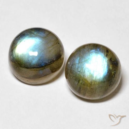 Shop natural 10.13ct マルチカラー ラブラドライト gems, ラウンド, from マダガスカル at GemSelect. In stock, global shipping!