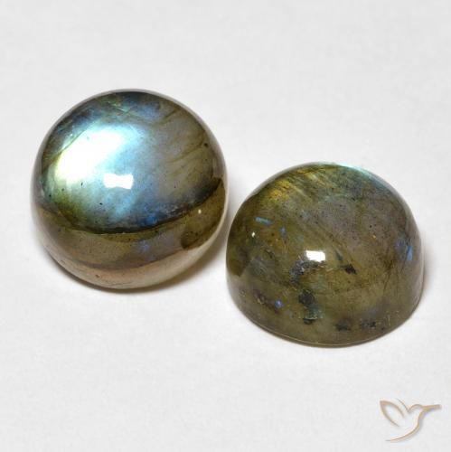 Shop natural 10.13ct マルチカラー ラブラドライト gems, ラウンド, from マダガスカル at GemSelect. In stock, global shipping!
