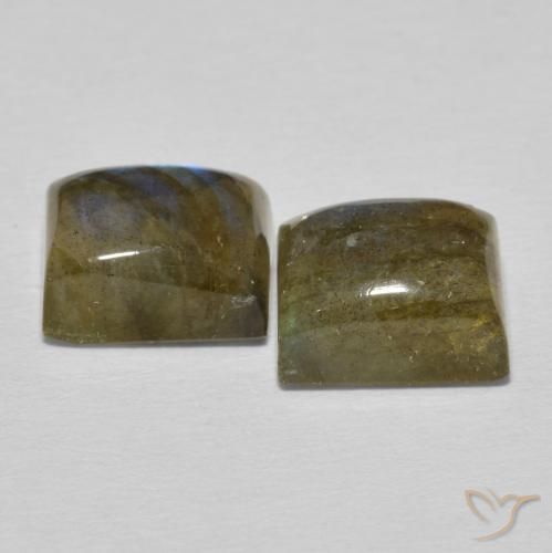 Shop natural 7.10ct マルチカラー ラブラドライト gems, バゲット, from マダガスカル at GemSelect. In stock, global shipping!