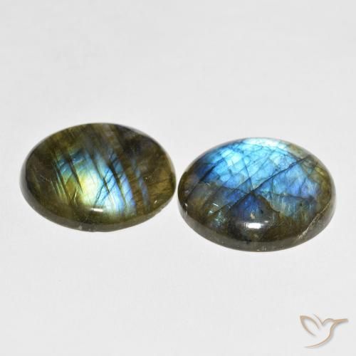 Shop natural 60.94ct マルチカラー ラブラドライト gems, ラウンド, from マダガスカル at GemSelect. In stock, global shipping!