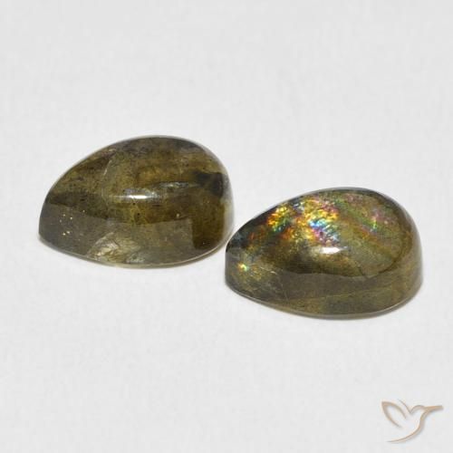 Shop natural 5.22ct マルチカラー ラブラドライト gems, 洋梨の形, from マダガスカル at GemSelect. In stock, global shipping!