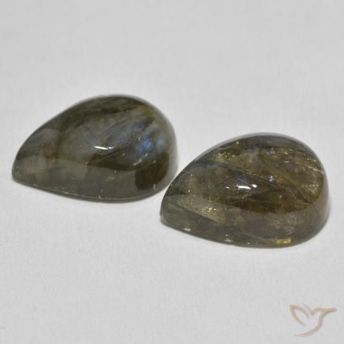 Shop natural 19.10ct マルチカラー ラブラドライト gems, 洋梨の形, from マダガスカル at GemSelect. In stock, global shipping!