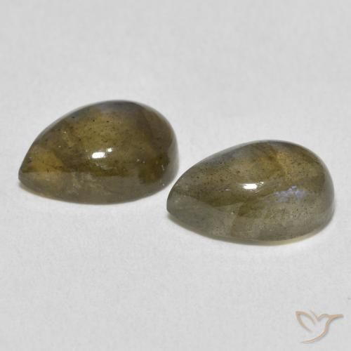 Shop natural 4.34ct マルチカラー ラブラドライト gems, 洋梨の形, from マダガスカル at GemSelect. In stock, global shipping!