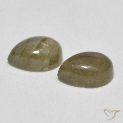 Shop natural 3.34ct マルチカラー ラブラドライト gems, 洋梨の形, from マダガスカル at GemSelect. In stock, global shipping!