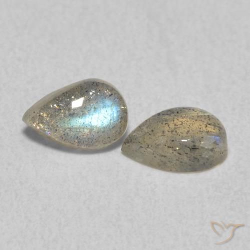 Shop natural 0.83ct マルチカラー ラブラドライト gems, 洋梨の形, from マダガスカル at GemSelect. In stock, global shipping!