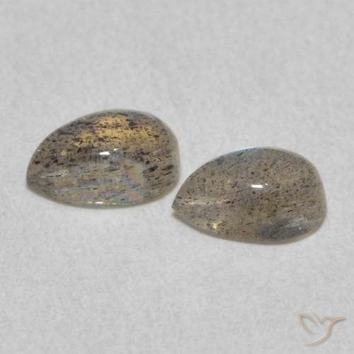 Shop natural 1.02ct マルチカラー ラブラドライト gems, 洋梨の形, from マダガスカル at GemSelect. In stock, global shipping!